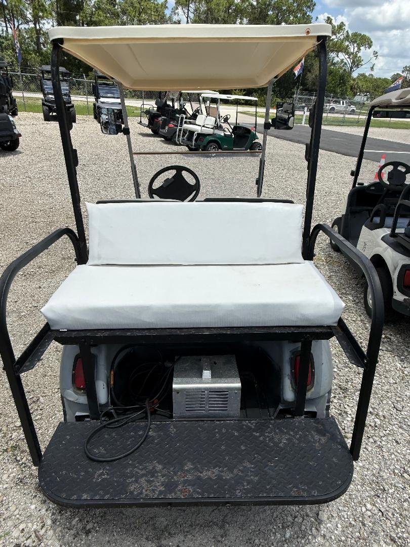 2000 YAMAHA $1795.00 “JUST REDUCED”!!!!!!