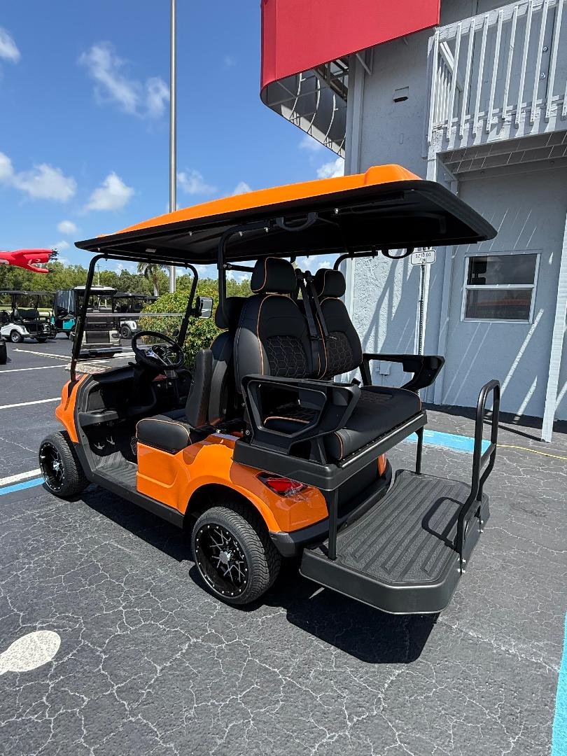 BOCA EV LITHIUM GOLF CART (Colt Lowered)