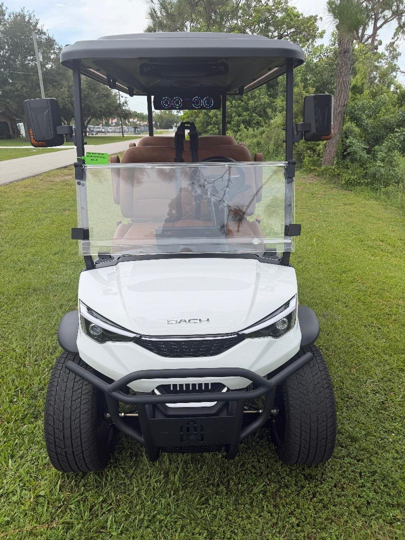 DACH APOLLO GEN2 LITHIUM GOLF CART (4) FACING FORWARD (WHITE)