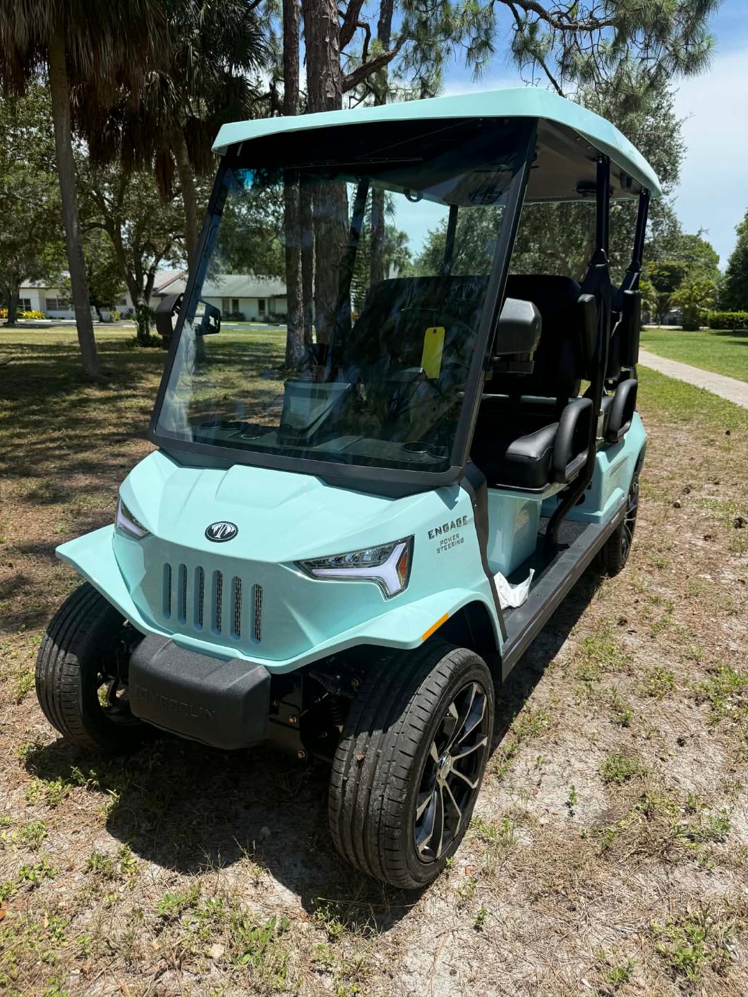TOMBERLIN ENGAGE SALOON SS